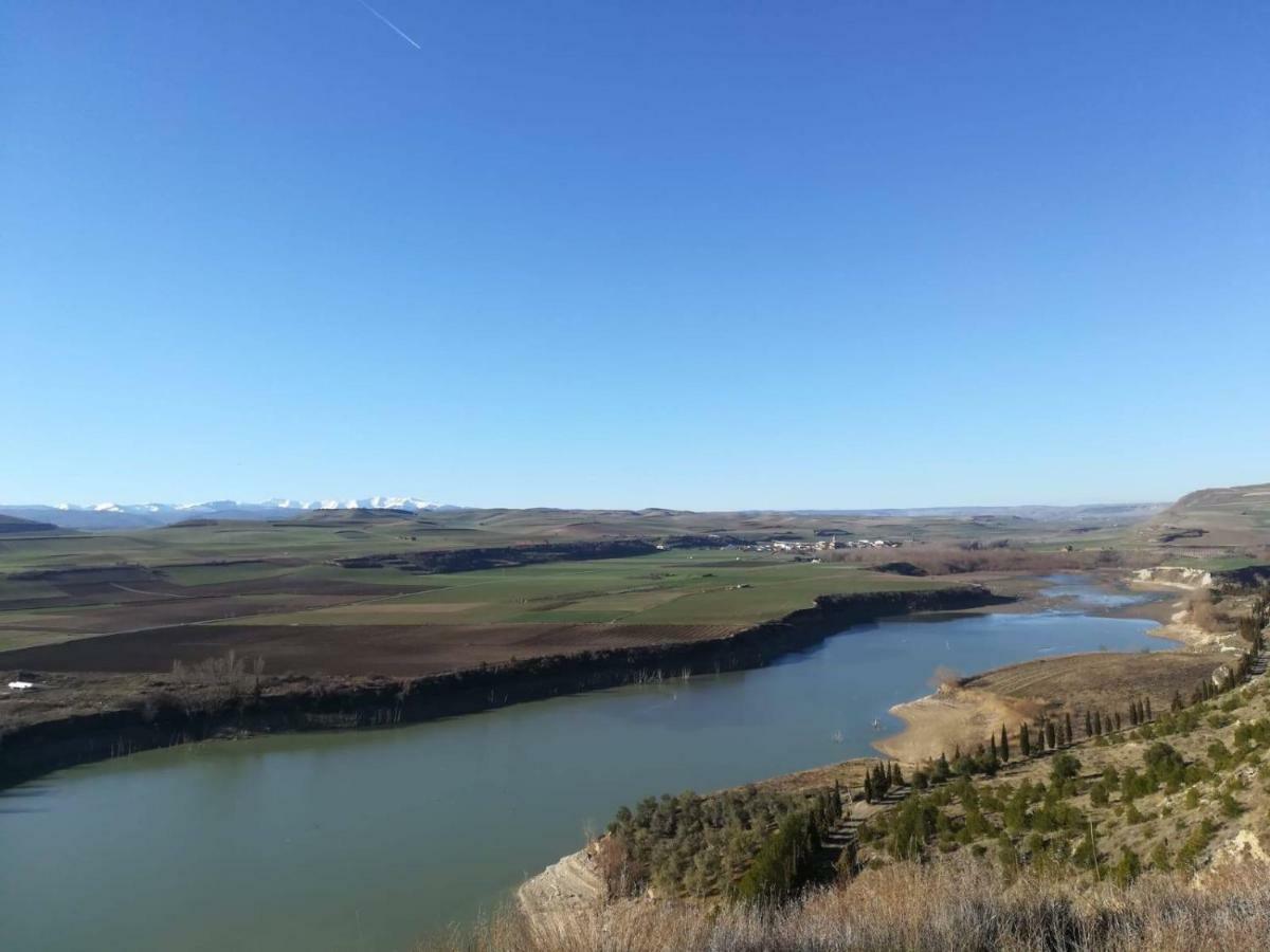 Apartamentos Turisticos Leiva -La Rioja ภายนอก รูปภาพ