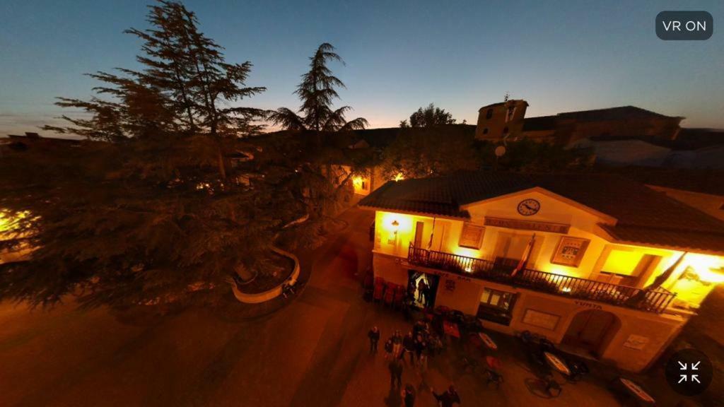 Apartamentos Turisticos Leiva -La Rioja ภายนอก รูปภาพ